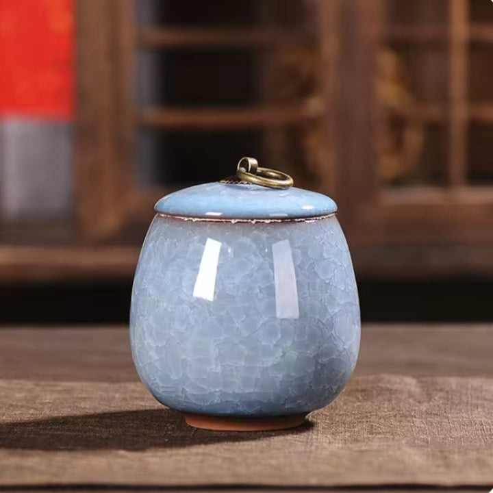 Pet Memorial Ceramic Urn with Craquelé Glaze for Beloved Ashes