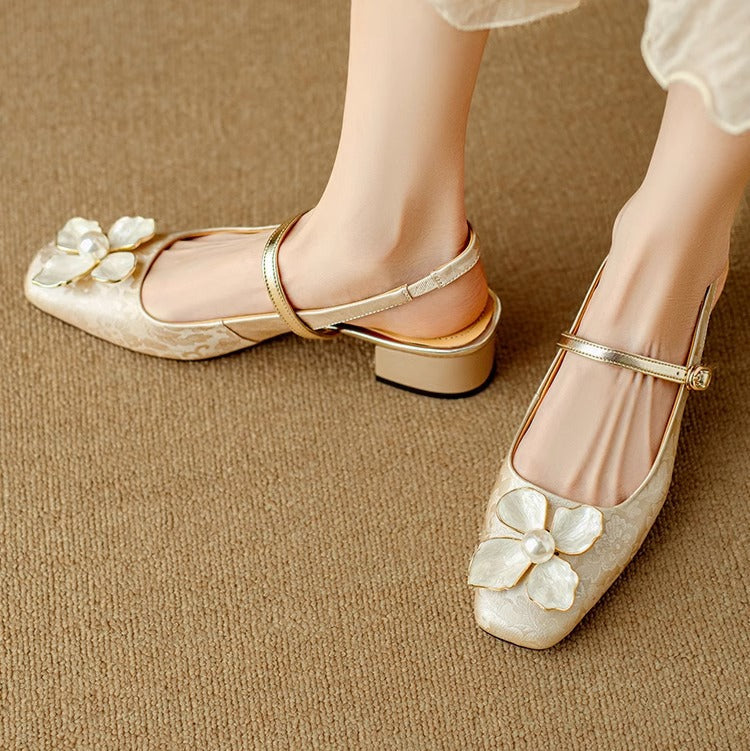 Eloise Elegant Pumps - Elena Harper