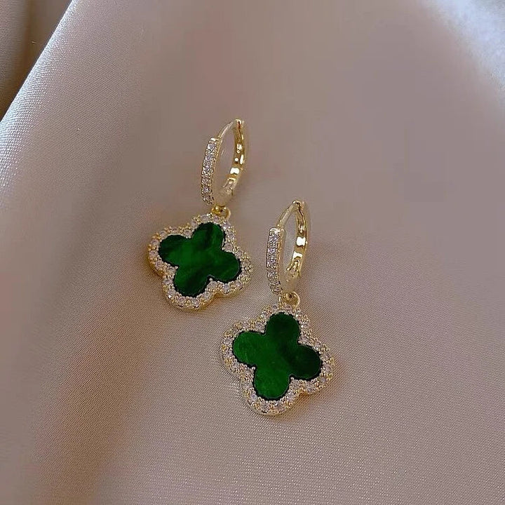 Women's Lucky Clover Leaf Earrings – Elegant & Timeless