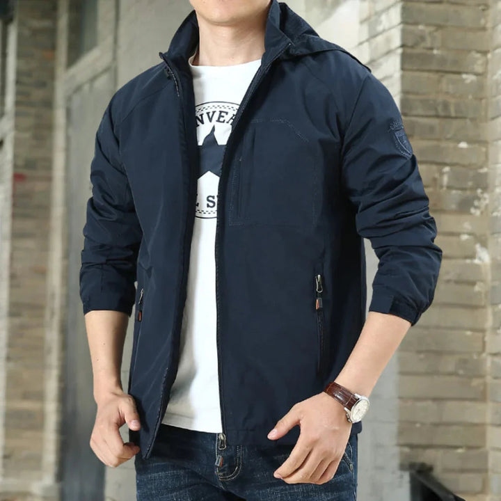Men's Lightweight Jacket with Water-Repellent Properties and Breathable Material