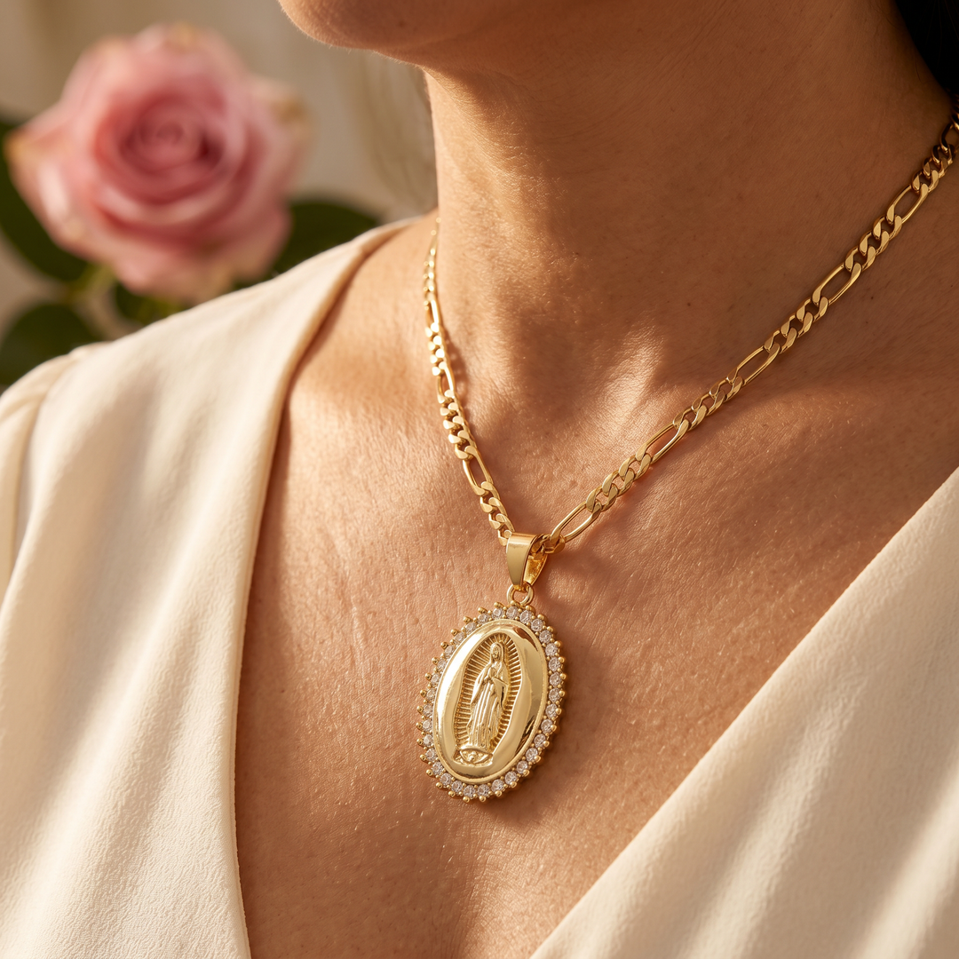 Aluminé Virgen de Guadalupe Gold Medallion Necklace - Elena Harper