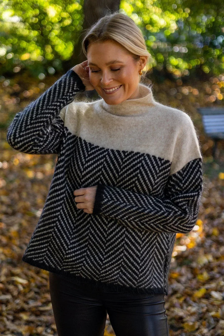 ADELIE Premium Turtleneck made of fine knit - Elena Harper