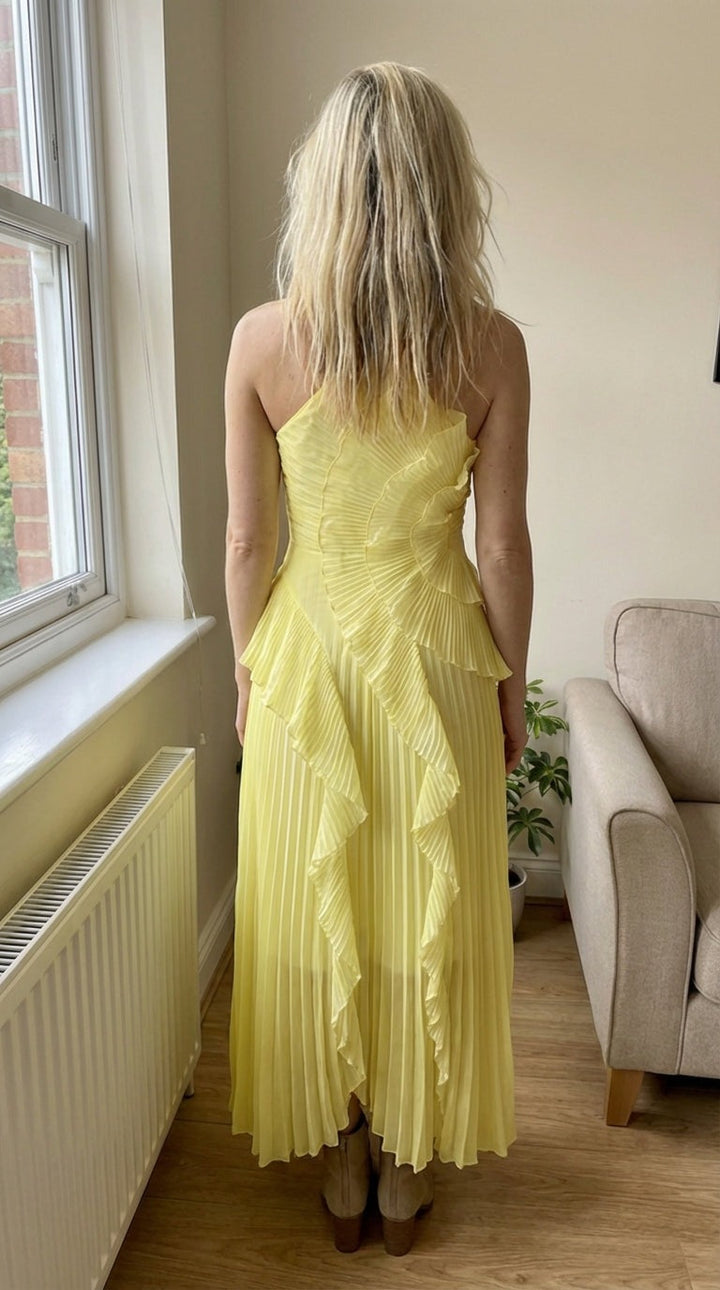 Adeline Elegant, airy dress - Elena Harper