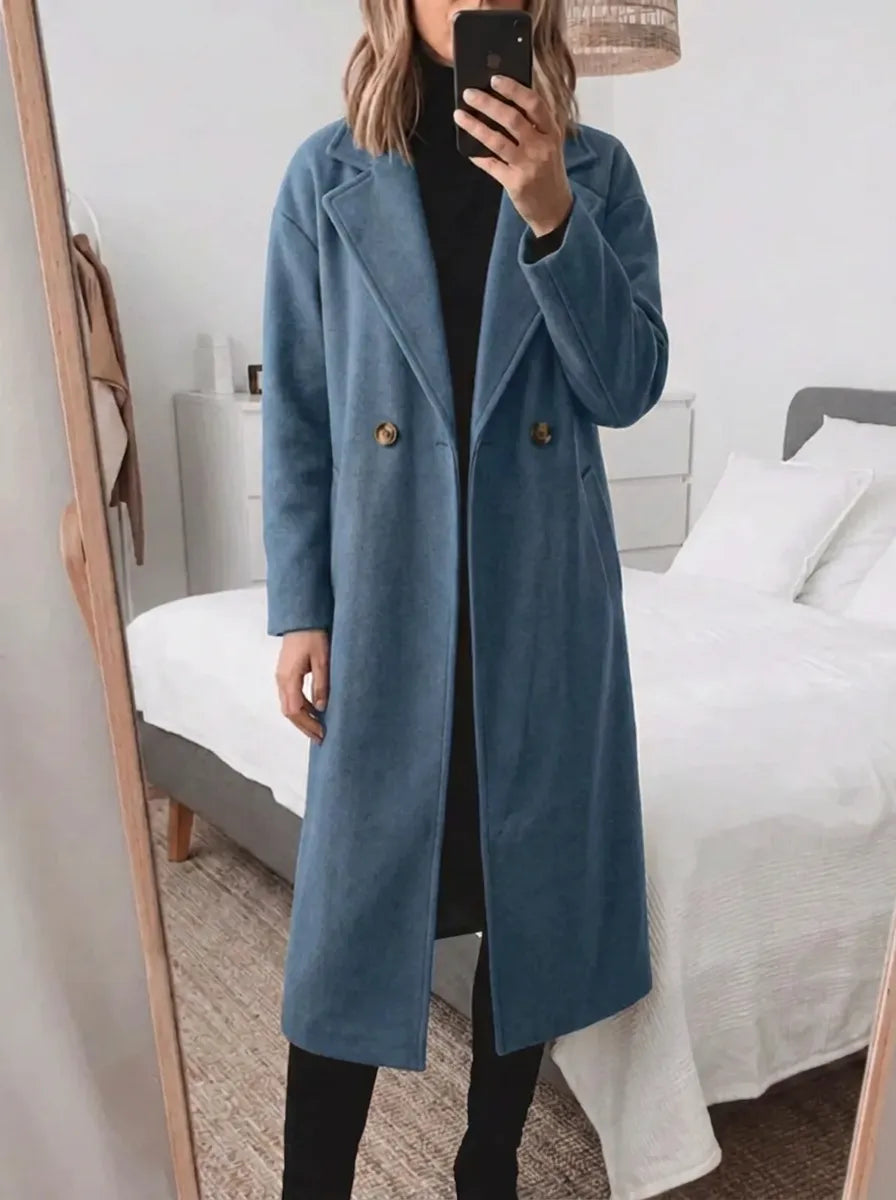 Women's Oversized Coat with Lapels and Double-Breasted Closure