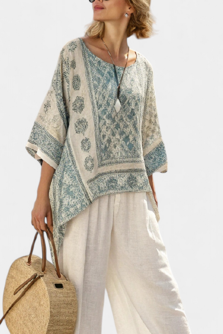 Quinley | Comfortable Printed Blouse & Wide-Leg White Pants