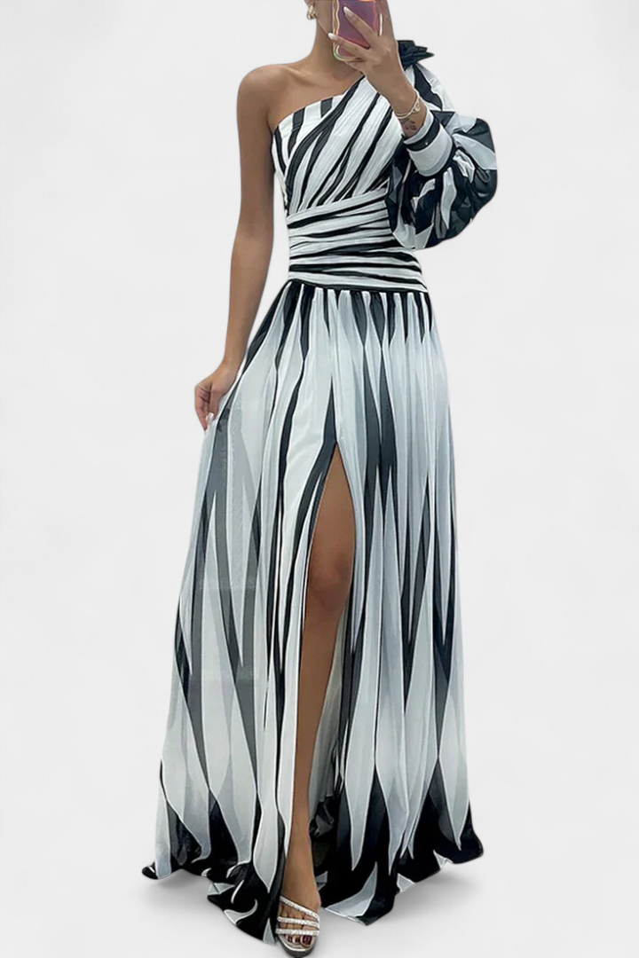 Aubryzah Sophisticated Maxi Dress - Elena Harper
