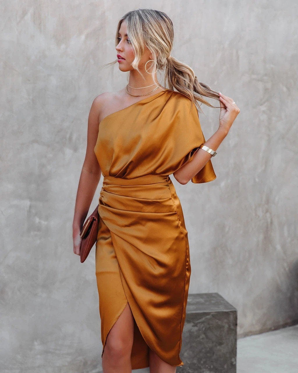 Maelle - Chic Midi Dress