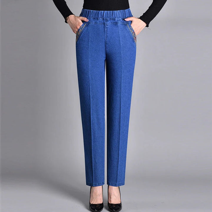 SYLVESSA – WOMEN’S JEANS WITH SIDE POCKETS