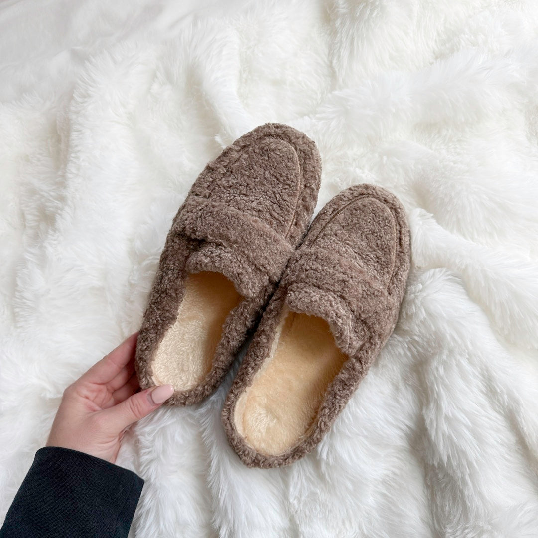 Women's Plush Slippers with Wraparound Finish - Ylva