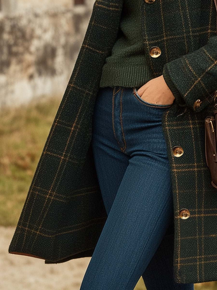 Elegant Women's Plaid Wool Winter Coat – Long Buttoned Outerwear