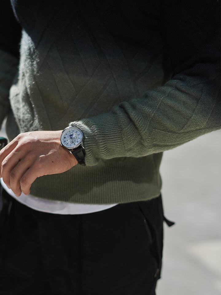 Gravity Tie Sweater