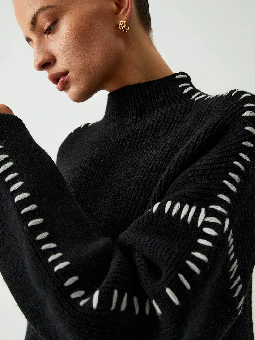 Short women's sweater with high collar Modern and soft, view 4 - Elena Harper