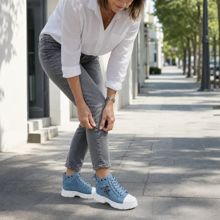 Breezara – Lace-Up Platform Sneaker Boots