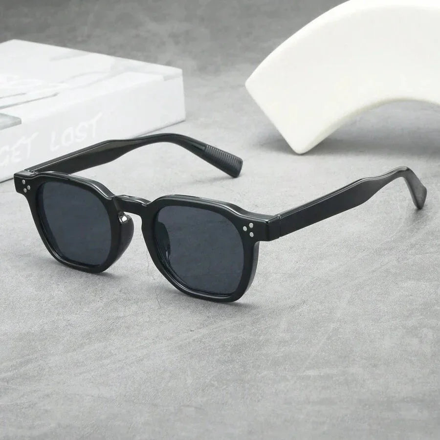 Round Tortoiseshell Sunglasses for Men