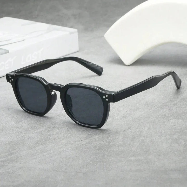 Round Tortoiseshell Sunglasses for Men