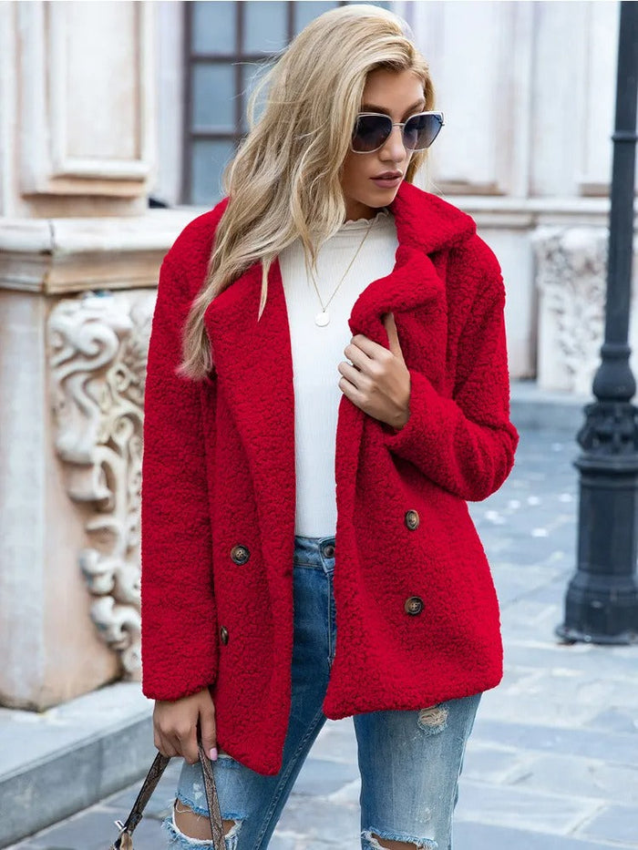 SOPHIA – ELEGANT DOUBLE-BREASTED TEDDY COAT