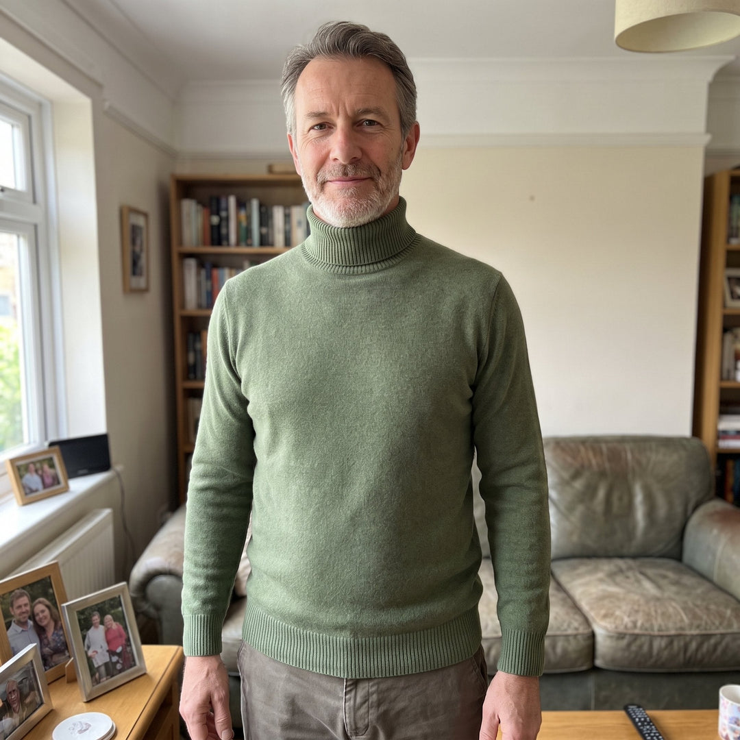 Men's Wool Turtleneck Jumper with Ribbed Collar