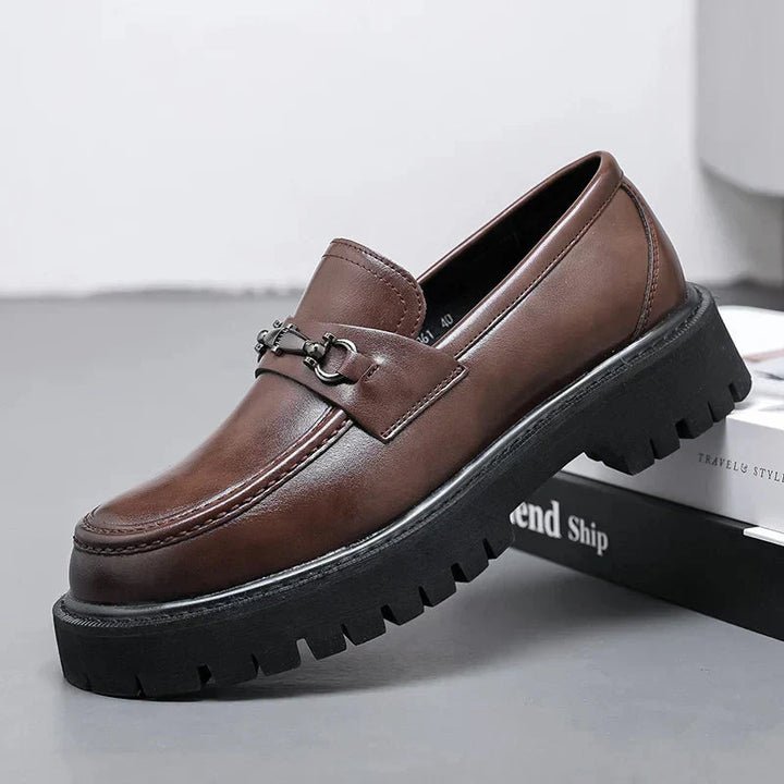 Men's Moccasins with Grooved Sole