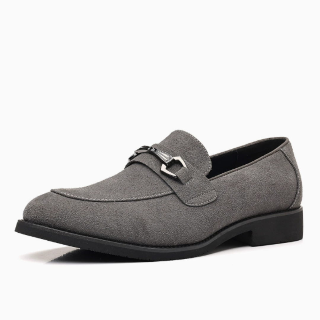 Men's moccasins with visible seams