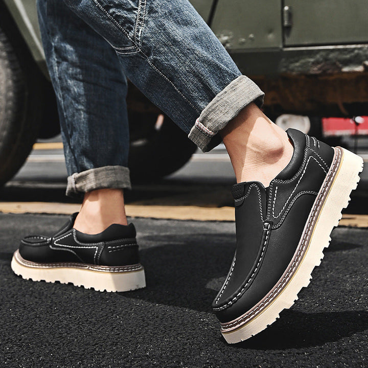 Men's Moccasins with Grooved Sole