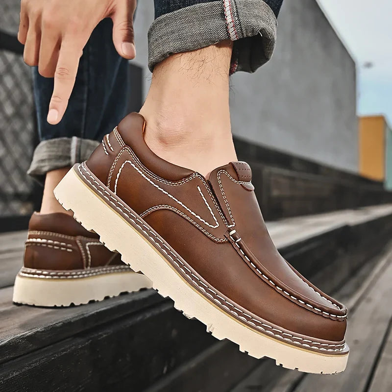 Men's Moccasins with Grooved Sole