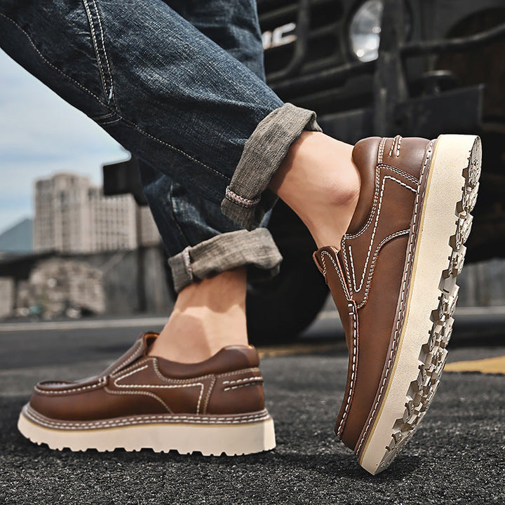 Men's Moccasins with Grooved Sole