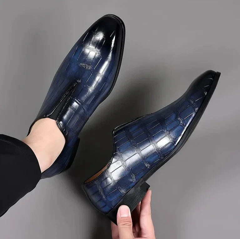 Textured men's loafers