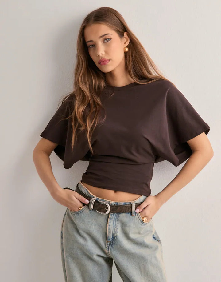 Lila feminine cropped top for relaxed days - Elena Harper