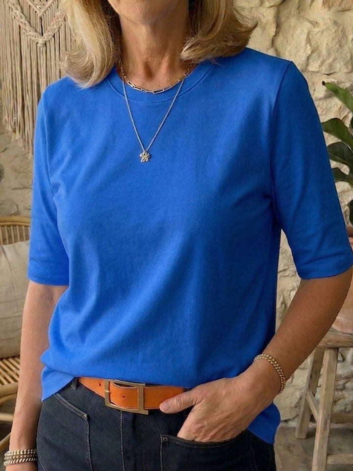 Amelia - Cozy Minimalist Half-sleeve 100% Cotton T-shirt