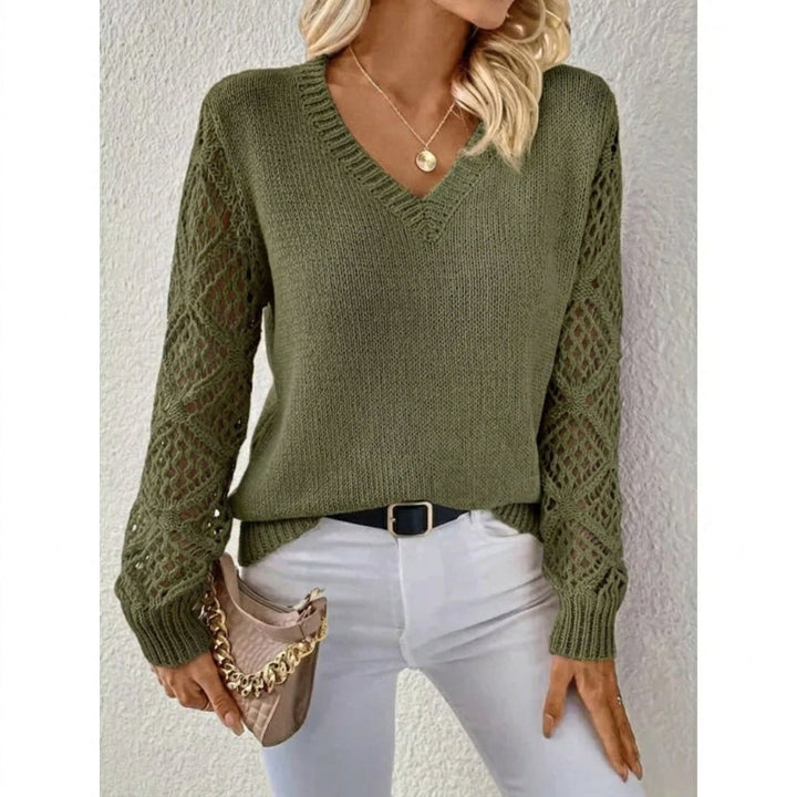 V-Neck Pullover for Women in Fine Knit