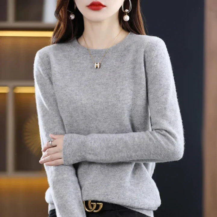 Warm wool sweater for women, classic fit