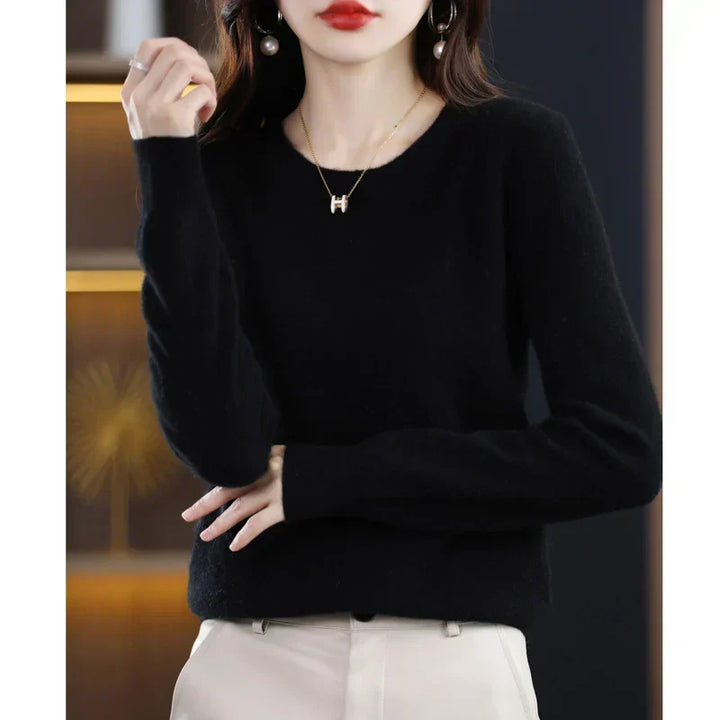 Warm wool sweater for women, classic fit
