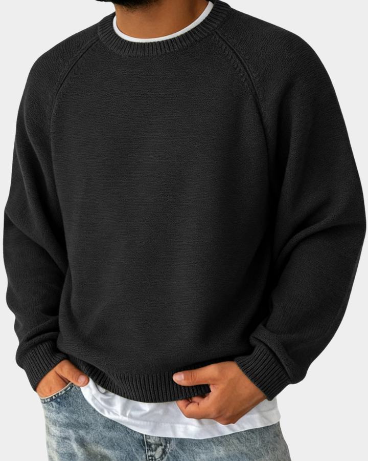 Men's Knit Sweater with Round Neck
