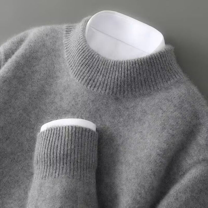 Men's Soft Knit Round Neck Sweater