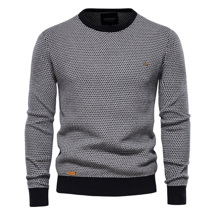 Textured Men's Sweater with Round Neck and Long Sleeves - Elena Harper
