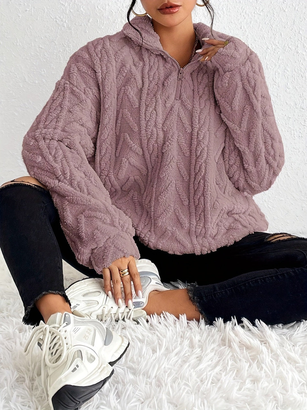 Aila - Fluffy Zip Sweater