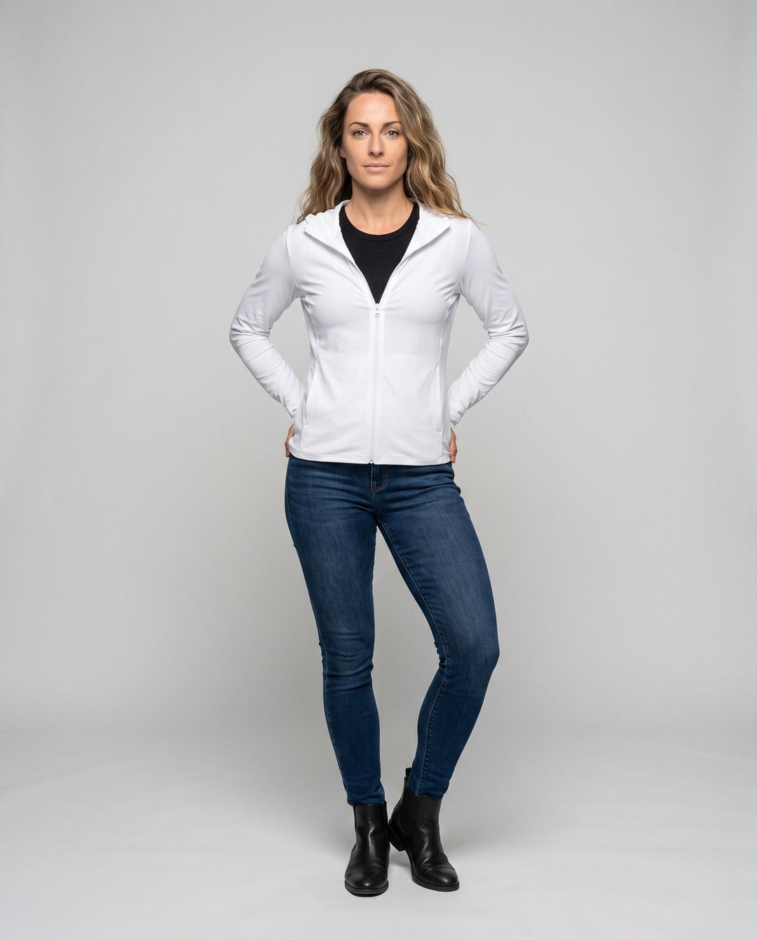 Women's Breathable Hooded Jacket Made from Innovative Material EB