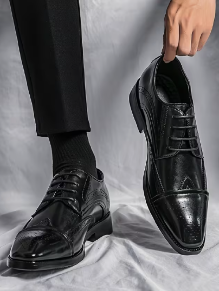 Men's Richelieu with Medallion - Elena Harper