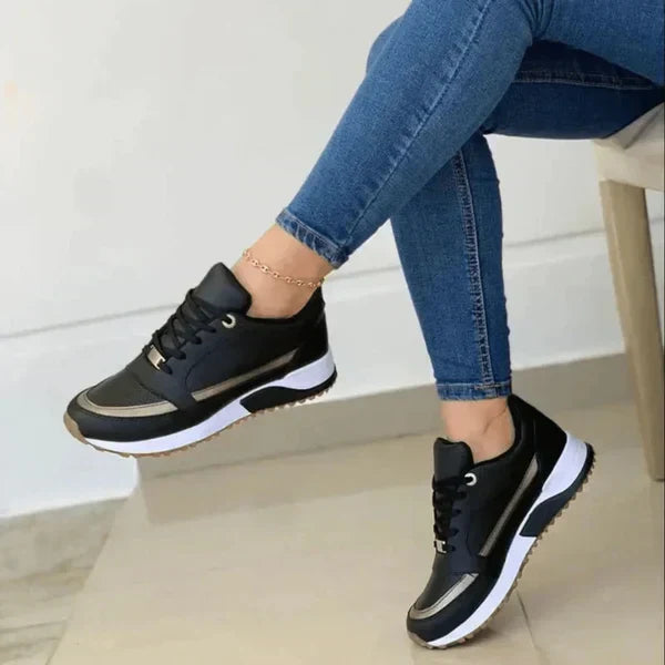 Comfortable Hiking Shoes with Flat Soles EB