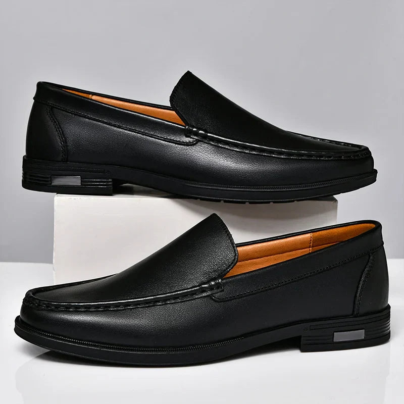 Men's Moccasins with Stitched Toe