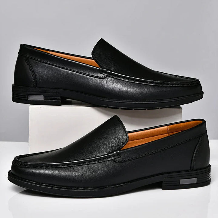 Men's Moccasins with Stitched Toe