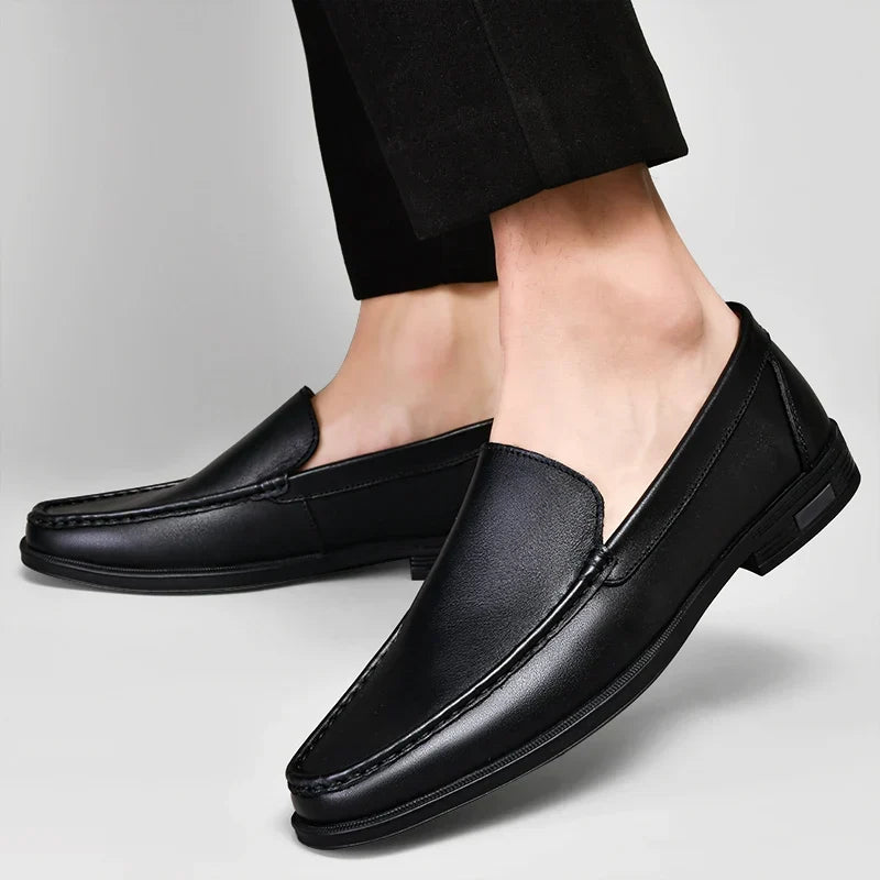Men's Moccasins with Stitched Toe