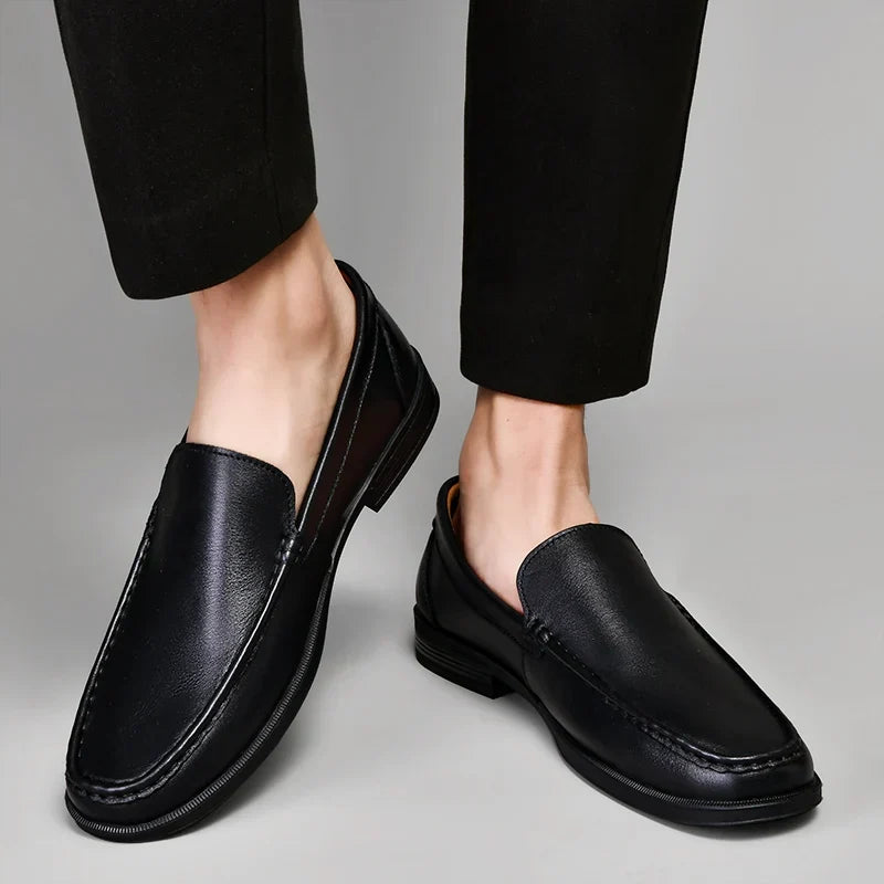 Men's Moccasins with Stitched Toe