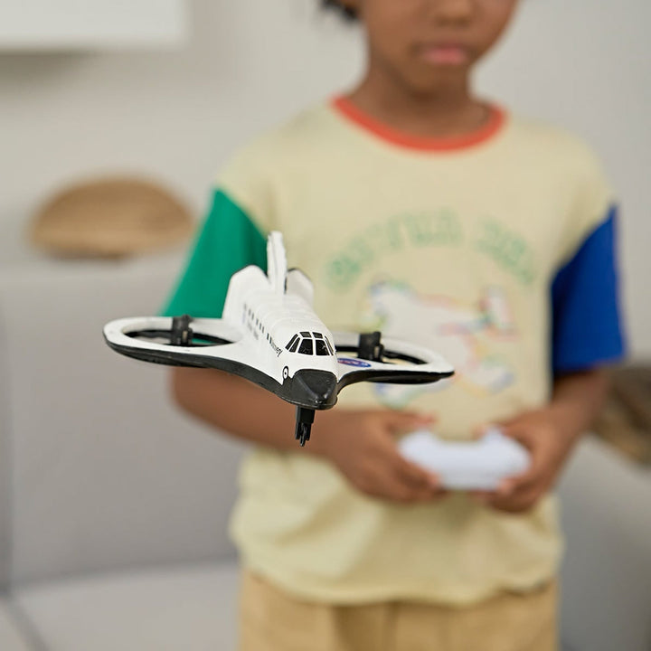 Smithsonian RC Space Shuttle Discovery Drone With Rechargeable Battery And Remote Control