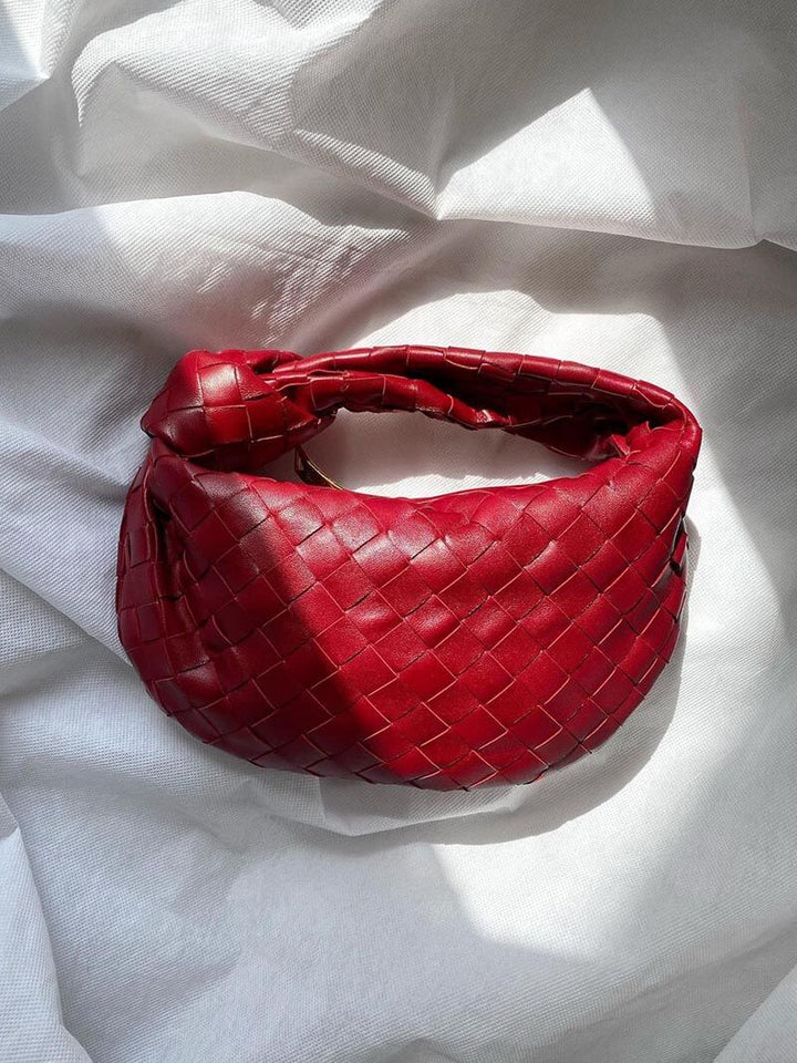 Handwoven Mini Bag – Elegant and Artisan Handbag