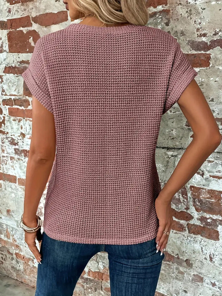 Sophie - The Heart Neck T-Shirt