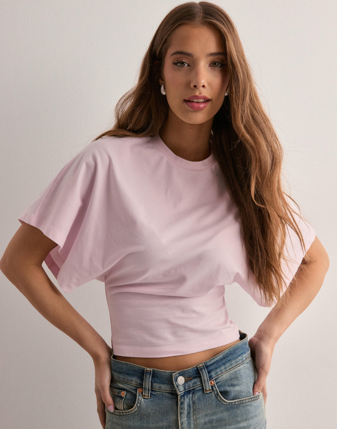 Lila feminine cropped top for relaxed days, view 3 - Elena Harper