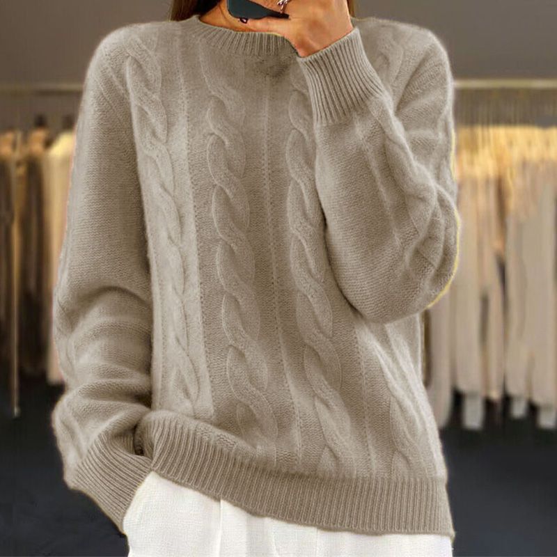 Alvinia™ | Cable Knit Sweater
