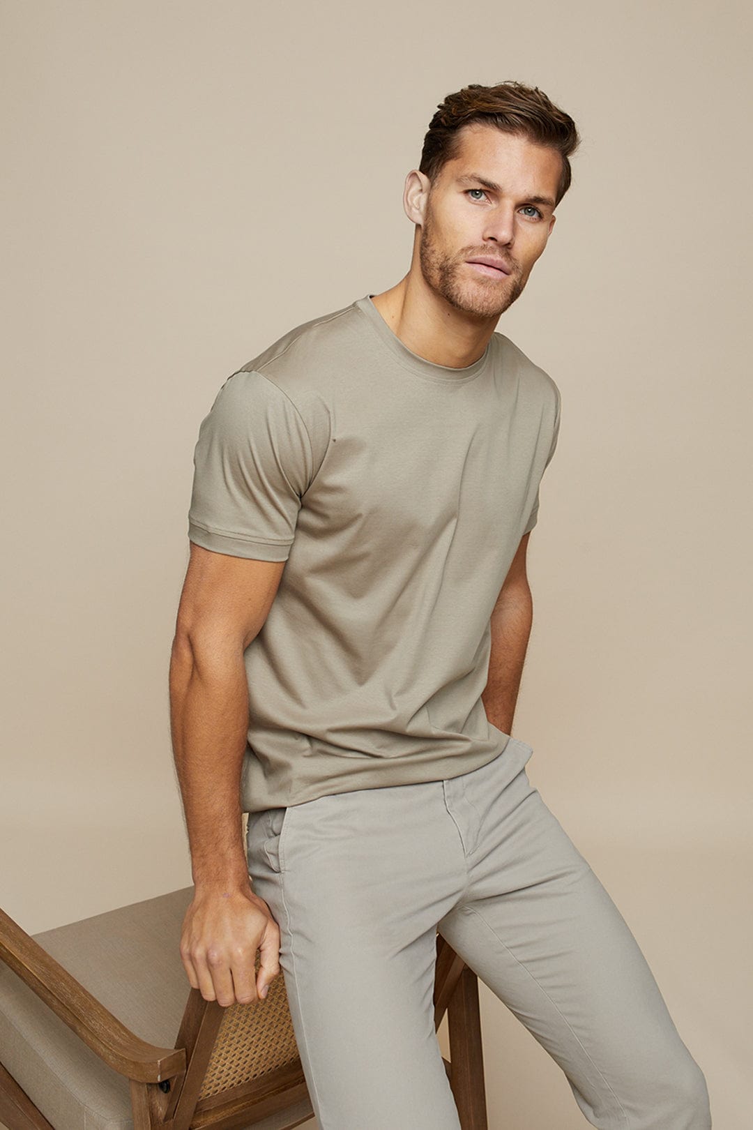 Men's Round Neck T-shirt
