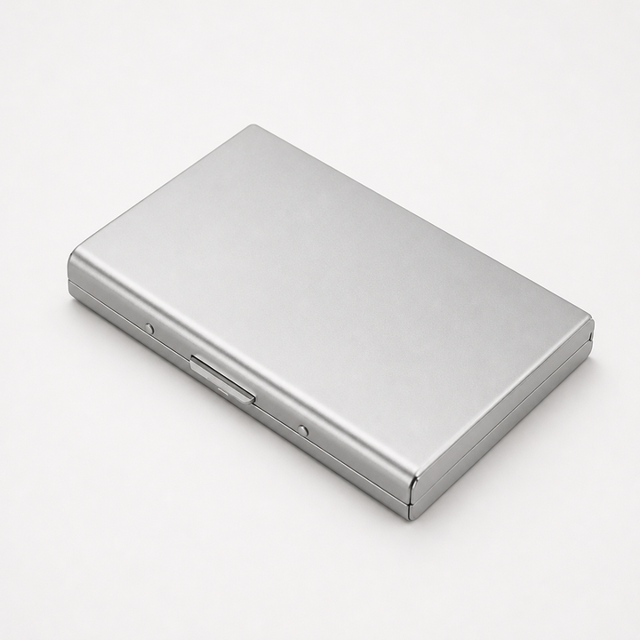 CardVault Slim Compartment Wallet - Elena Harper